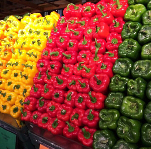 The Guy Who Arranged These Peppers Took His Job Very Seriously