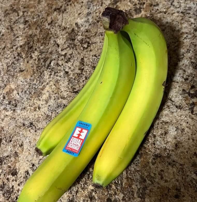 Keeping Bananas Fresh With Plastic Wrap