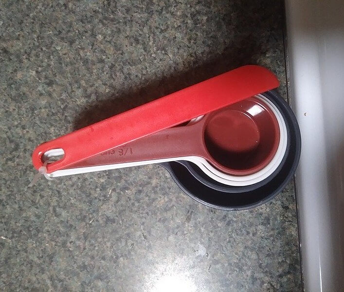 Stop Measuring Cups From Sticking With Cooking Oil
