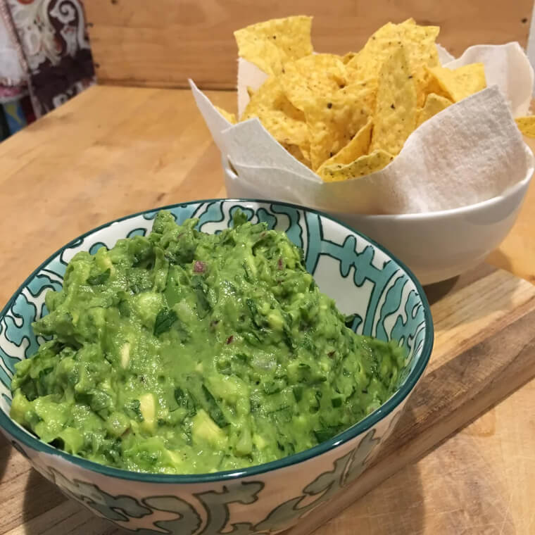 Skip Pre-Preparing Guacamole and Only Make It Fresh
