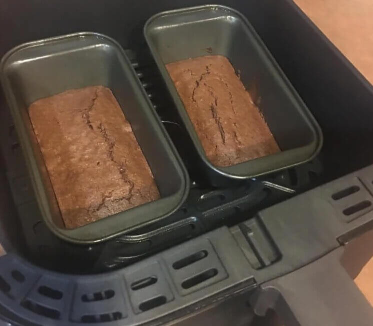 Make Mini Cakes and Brownies