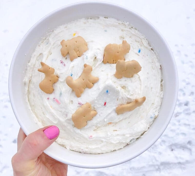 Spread Cake Batter up to the Sides