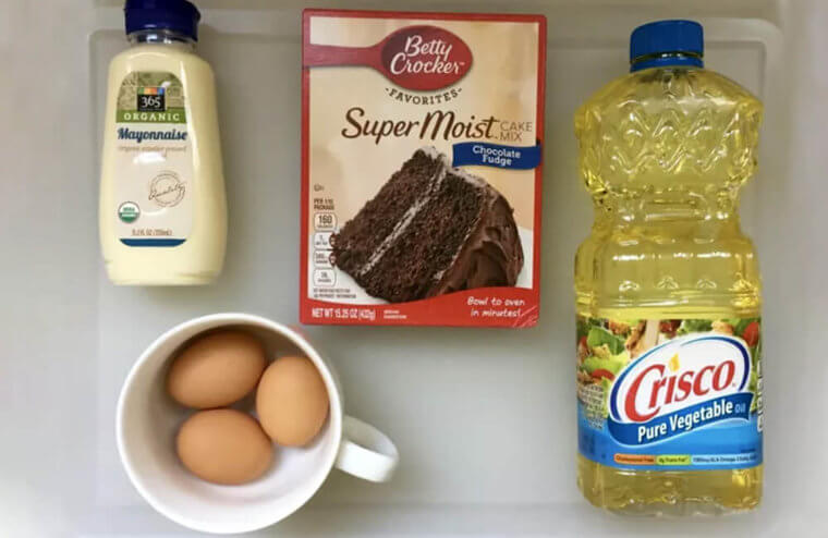 Add Mayonnaise to Bake a Moist Cake