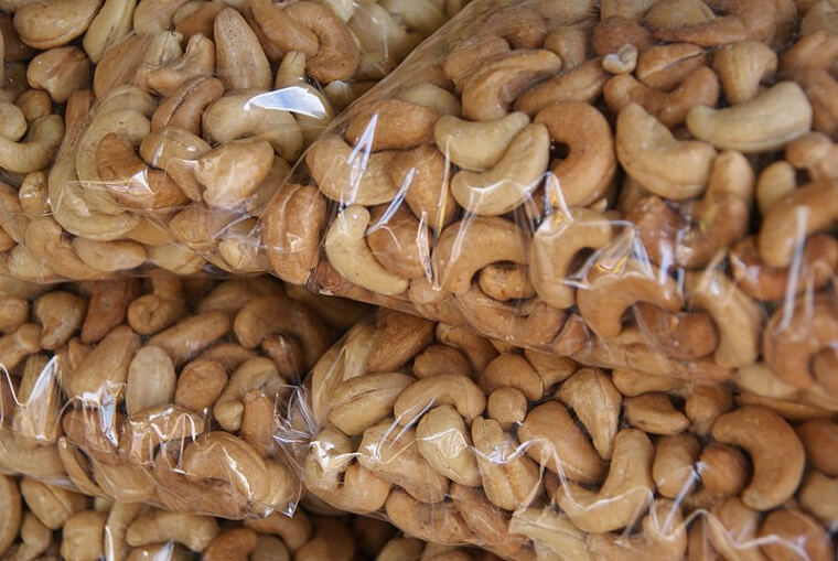 Cashews