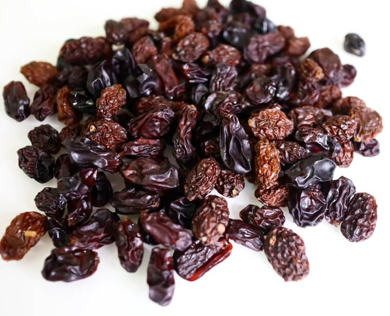 Revive Raisins In Hot Water